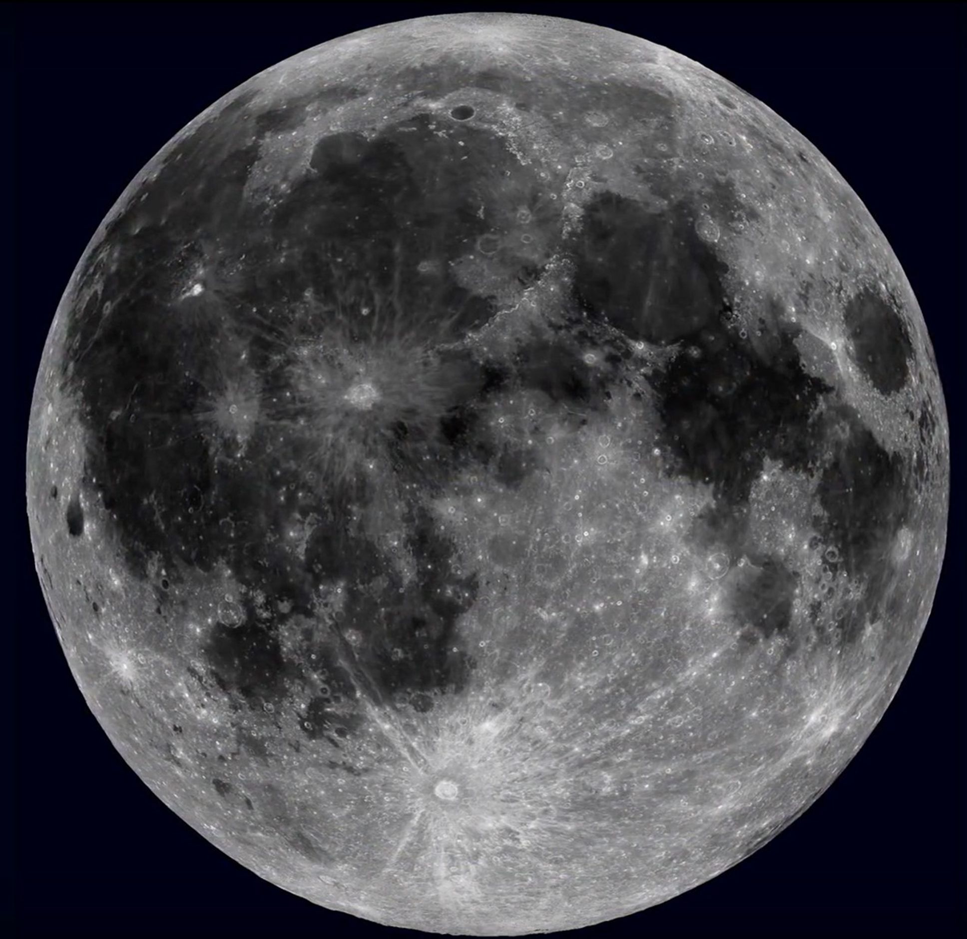 Rush hour at the moon?