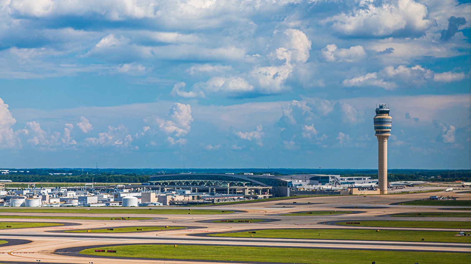 Aviation communications need overhaul to meet ‘zero trust’ cybersecurity standard, panel says