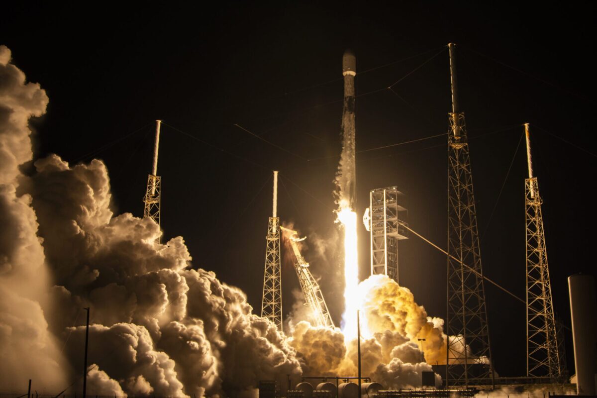 SpaceX aiming for 170 Falcon 9 launches this year, exec says